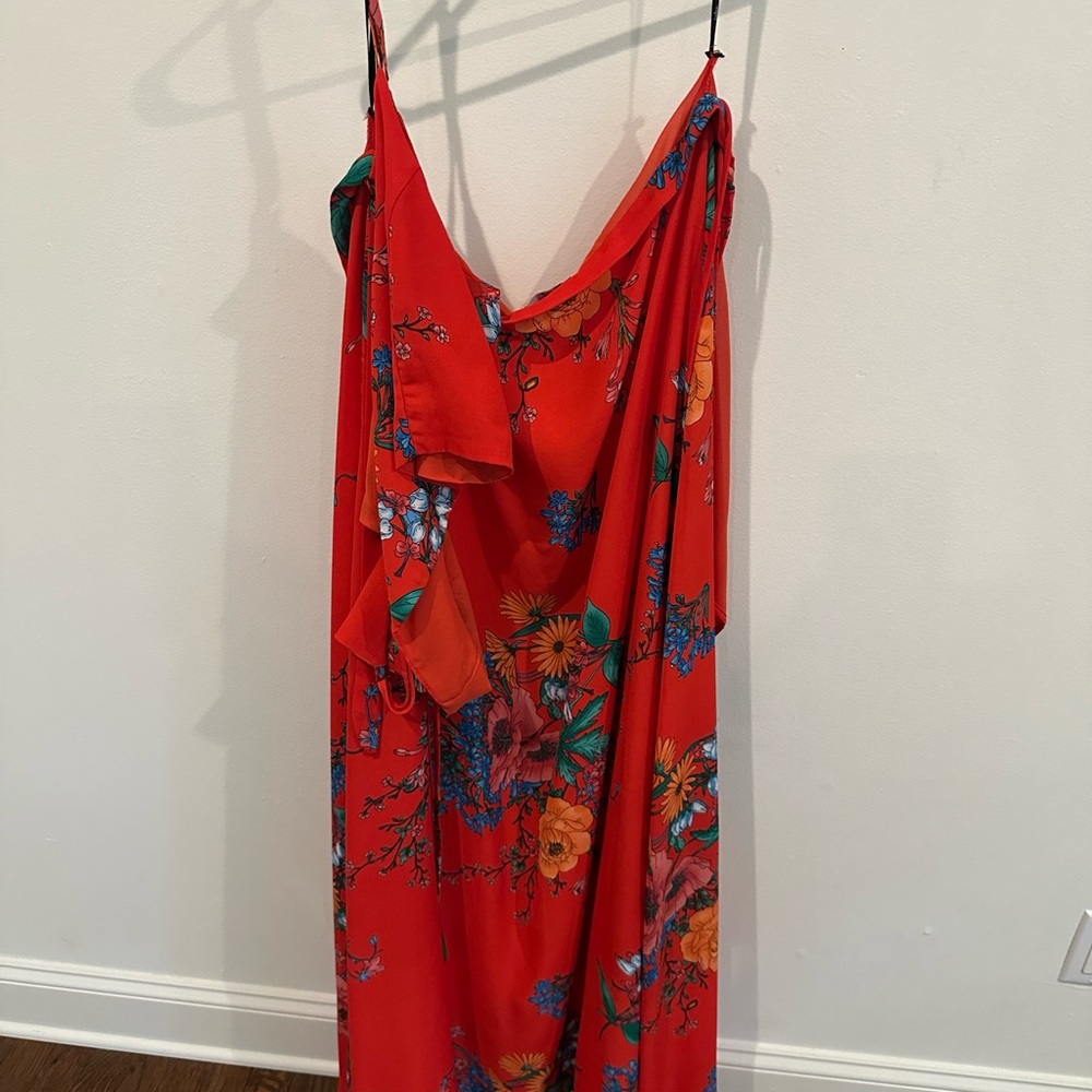 Lulus 2-piece set.
